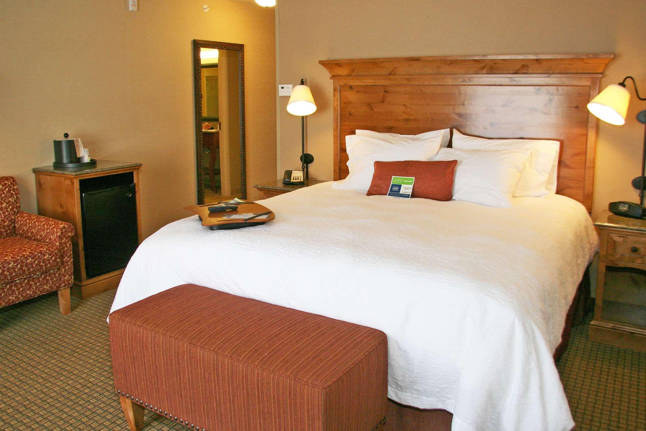 Hampton Inn & Suites Buffalo Room photo