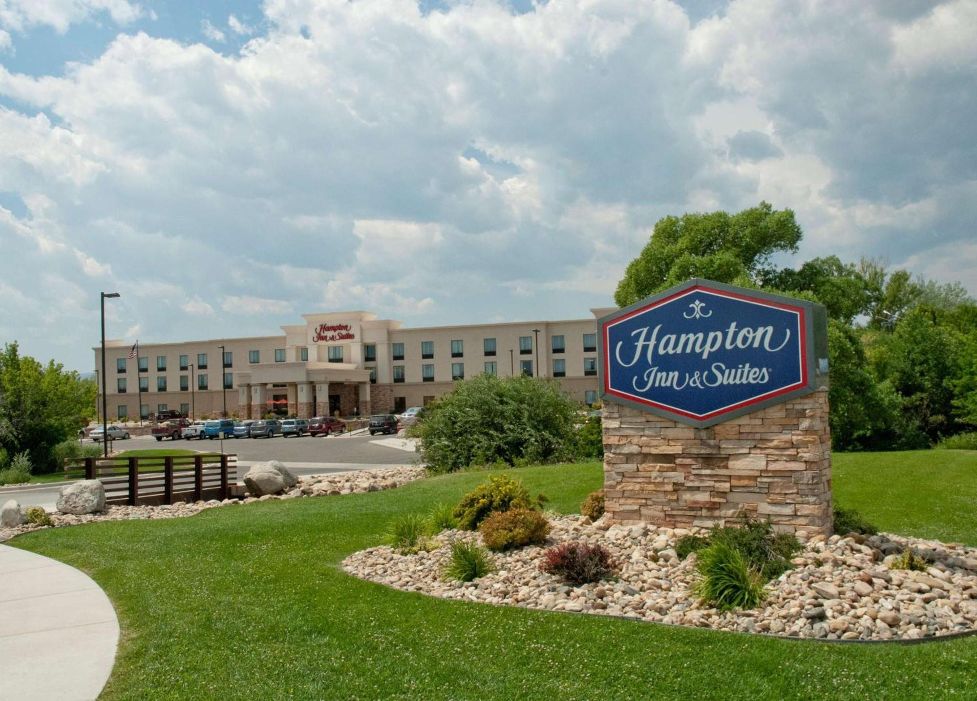 Hampton Inn & Suites Buffalo Exterior photo